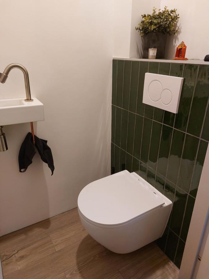 Woning Aan Het Water Villa Bergen Bagian luar foto